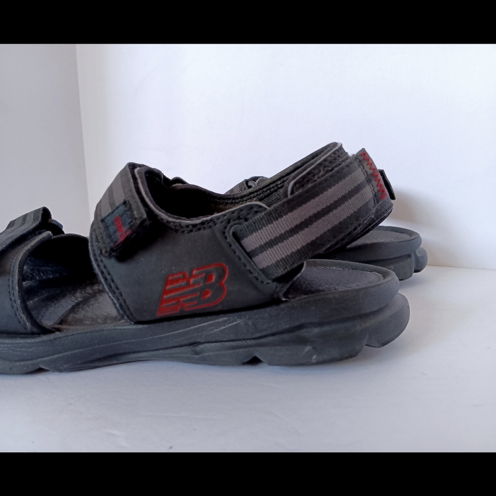 🖤 New Balance Mens Velcro Strap Sandals Black 11 Foam Footbed - Picture 5 of 12